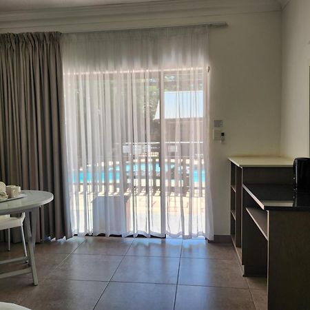 Hippo Lodge Apartments เซนต์ลูเซีย ภายนอก รูปภาพ