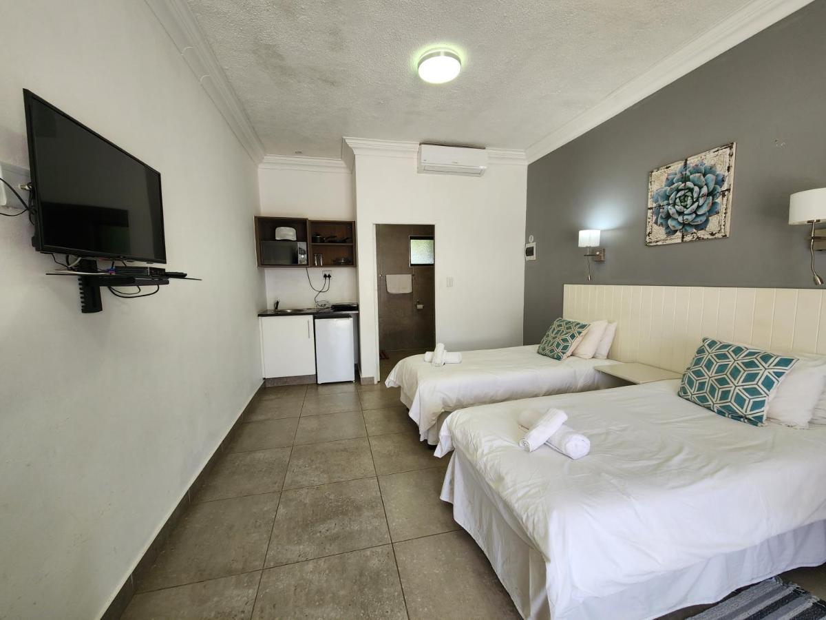 Hippo Lodge Apartments เซนต์ลูเซีย ภายนอก รูปภาพ