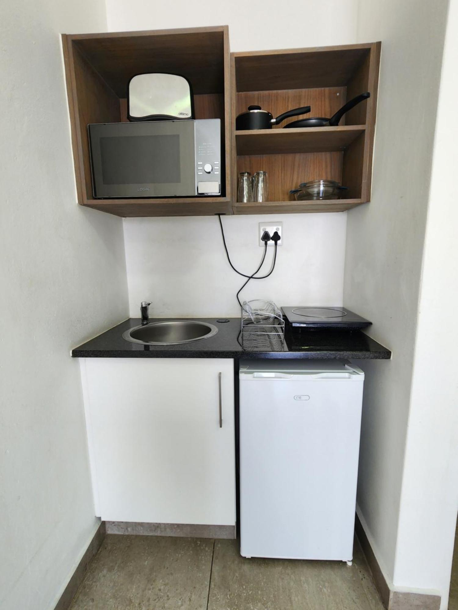 Hippo Lodge Apartments เซนต์ลูเซีย ภายนอก รูปภาพ