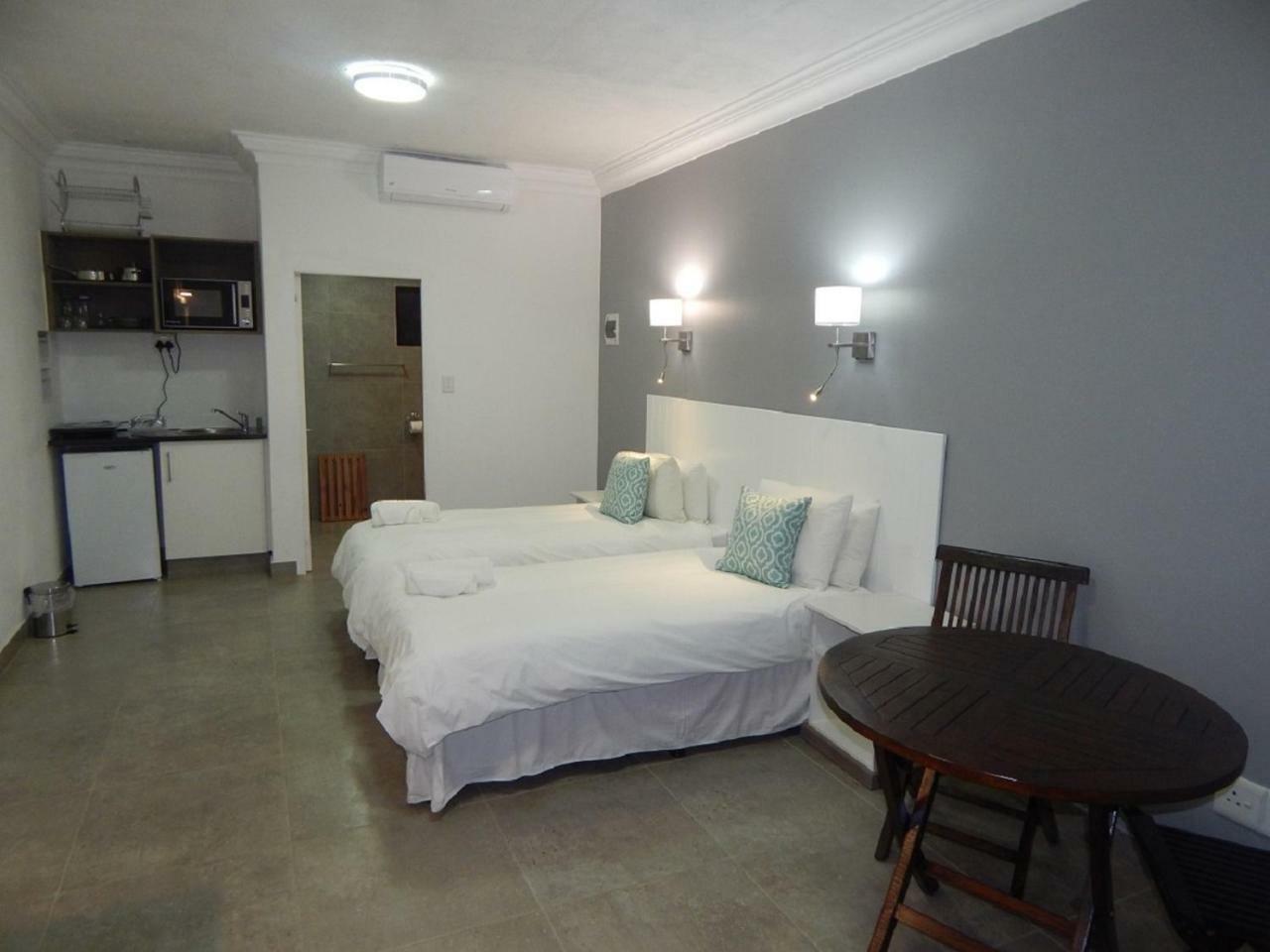 Hippo Lodge Apartments เซนต์ลูเซีย ภายนอก รูปภาพ