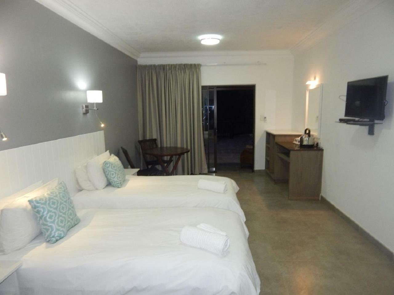 Hippo Lodge Apartments เซนต์ลูเซีย ภายนอก รูปภาพ