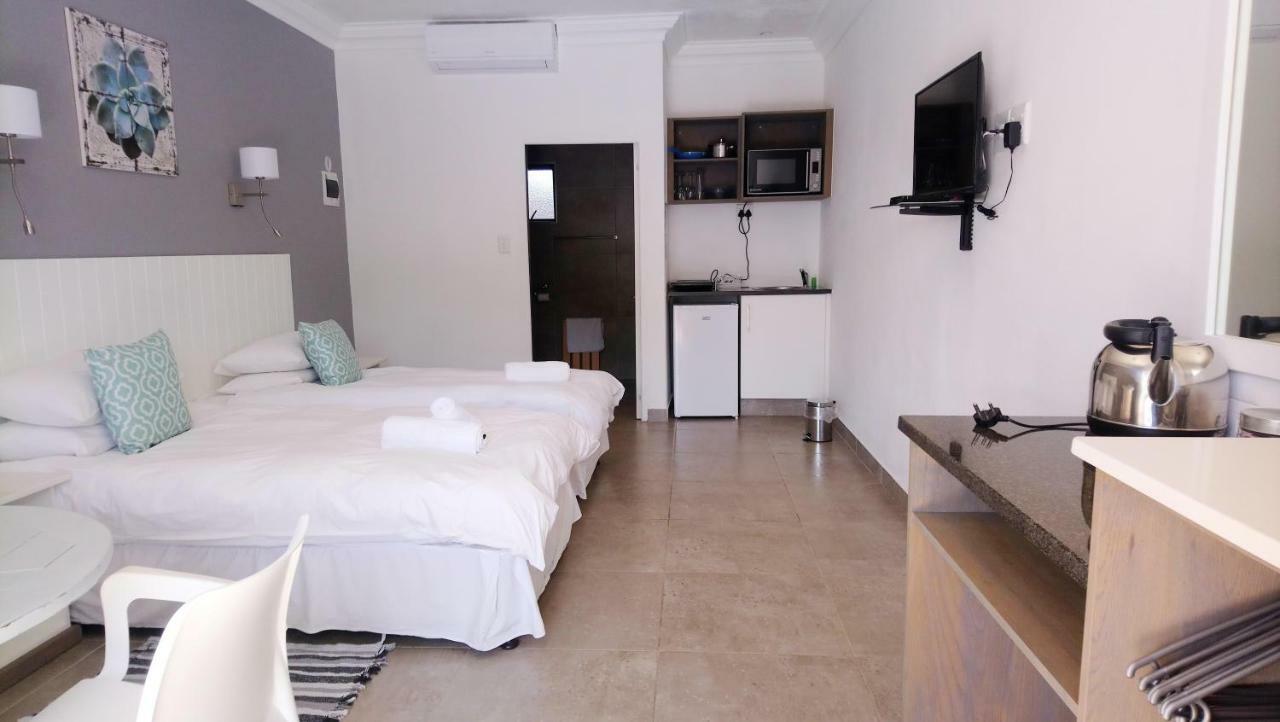 Hippo Lodge Apartments เซนต์ลูเซีย ภายนอก รูปภาพ