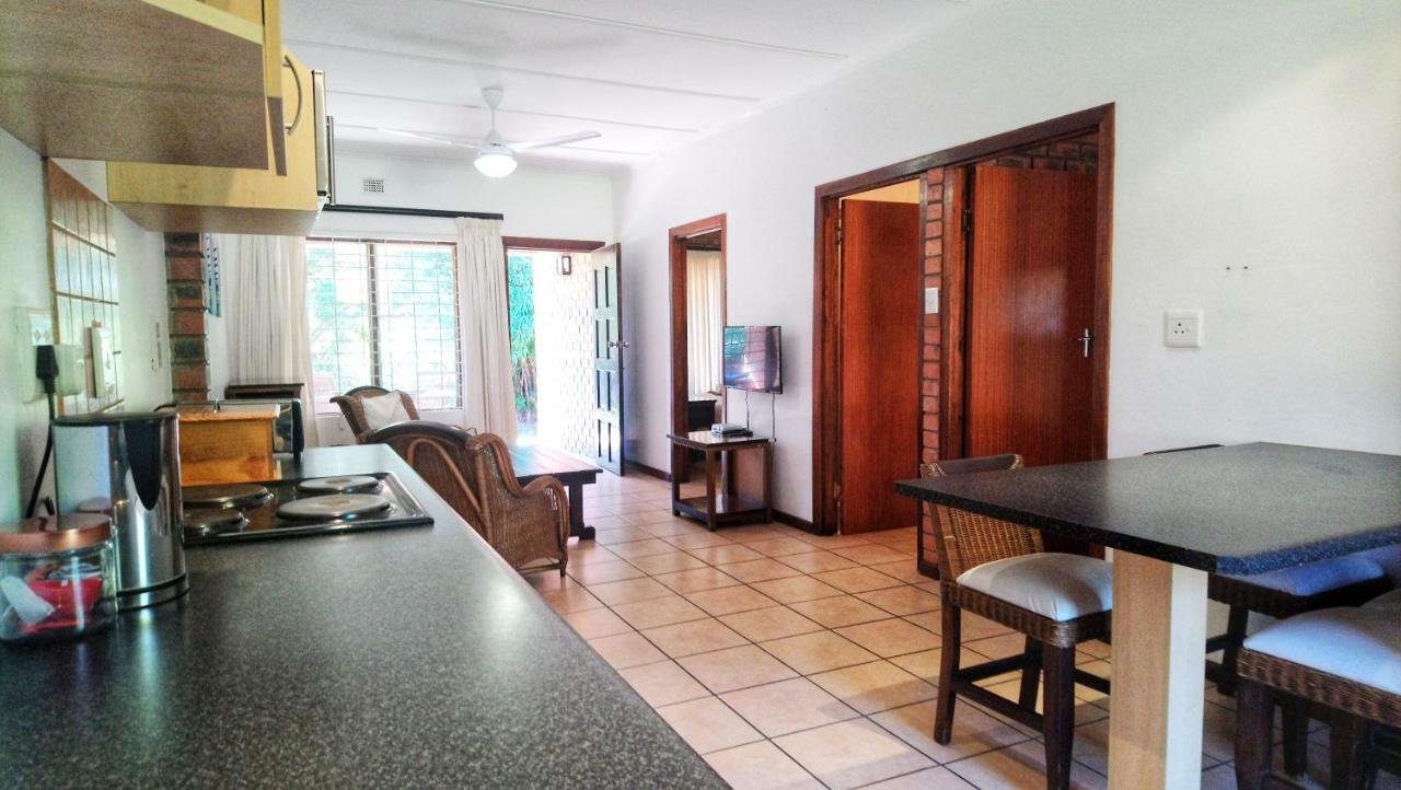 Hippo Lodge Apartments เซนต์ลูเซีย ภายนอก รูปภาพ
